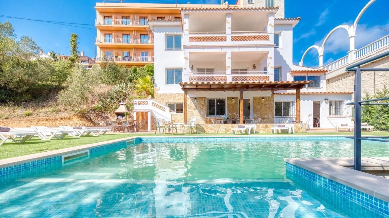 Villa Costacabana - Pilar *