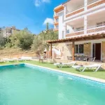 Costacabana - Villa Pilar